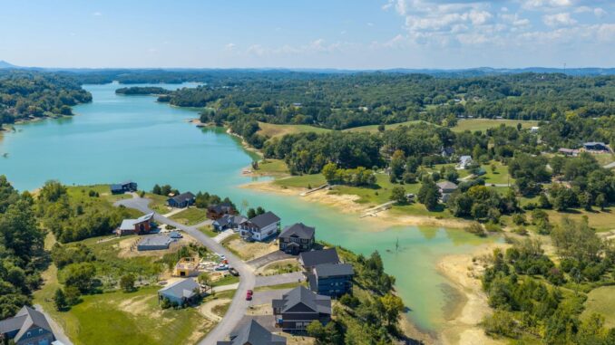 Douglas Lake Tennessee