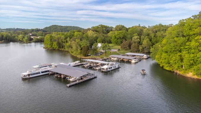 Melton Hill Lake Marina