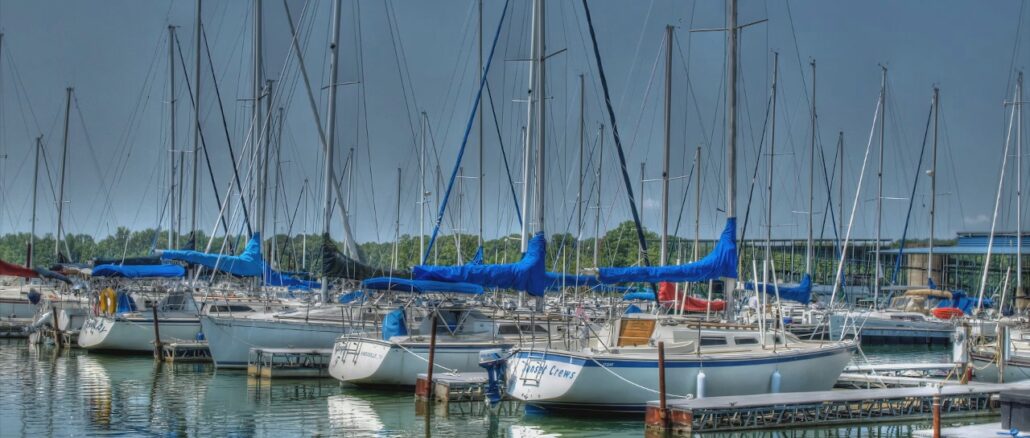 watts bar marina boat dock with sail boats