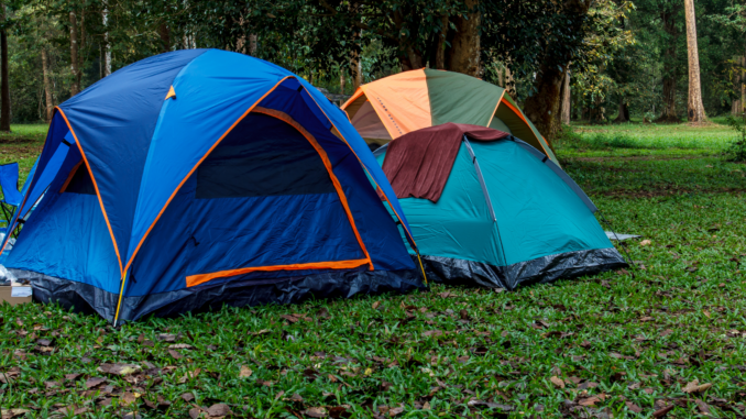Camping at Melton Hill Lake Dam Campground
